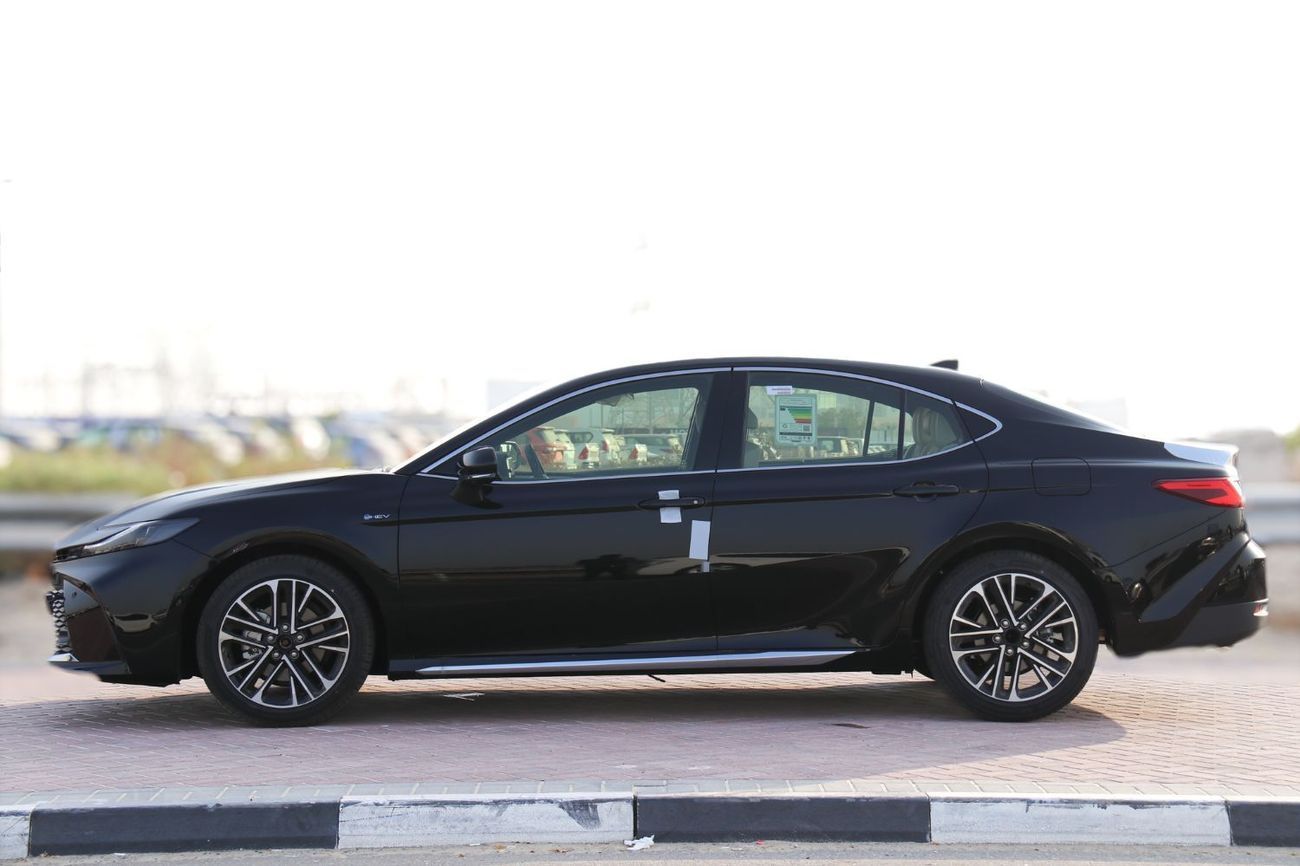 Toyota Camry LIMITED HEV Limited 2.5L Hybrid Toyota Camry Hybrid Limited | 2025 | Best Export Price |