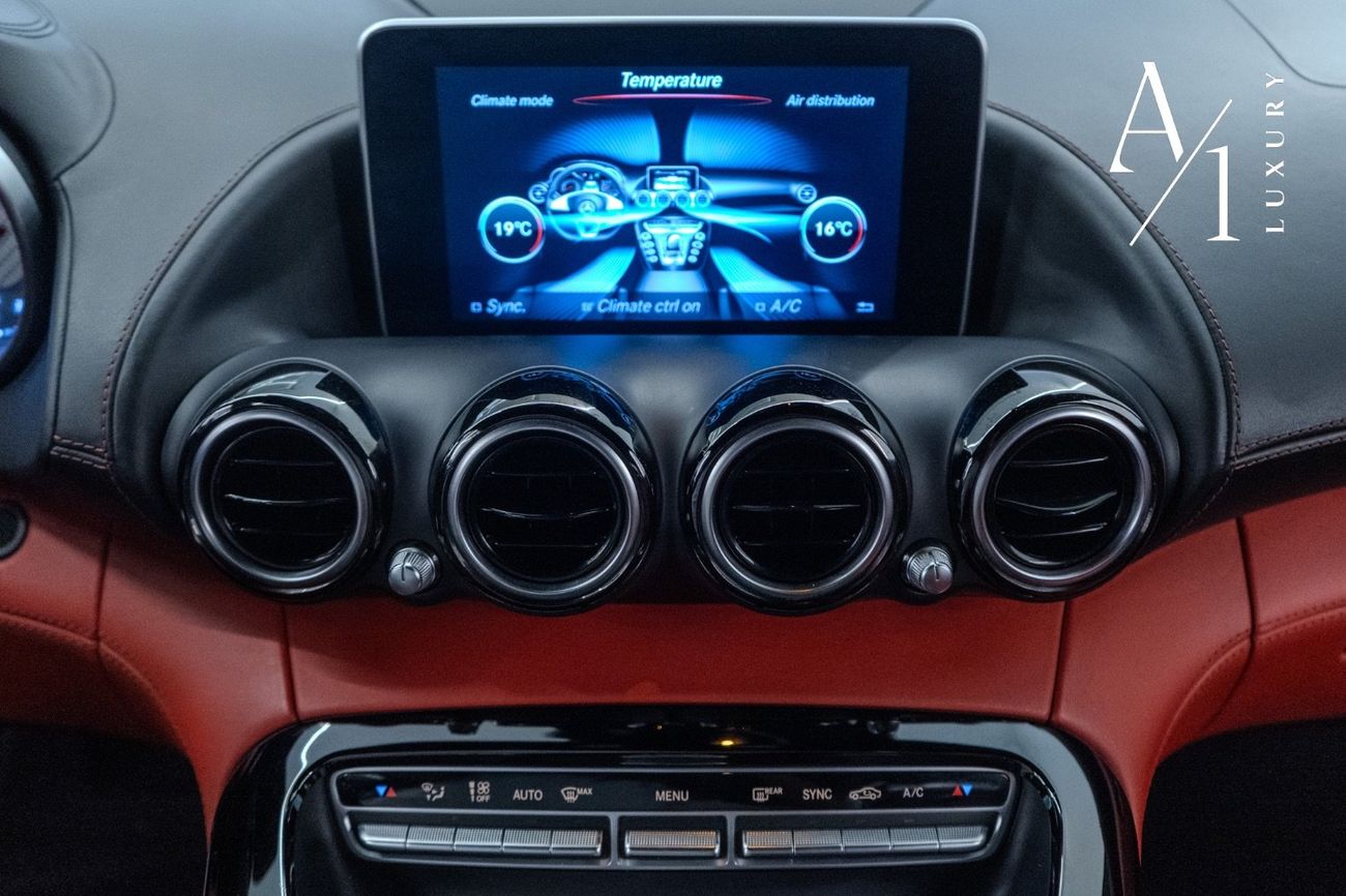 Mercedes-Benz AMG GT S 2015 Mercedes AMG GTS, V8 Biturbo, Excellent Condition, GCC Spec