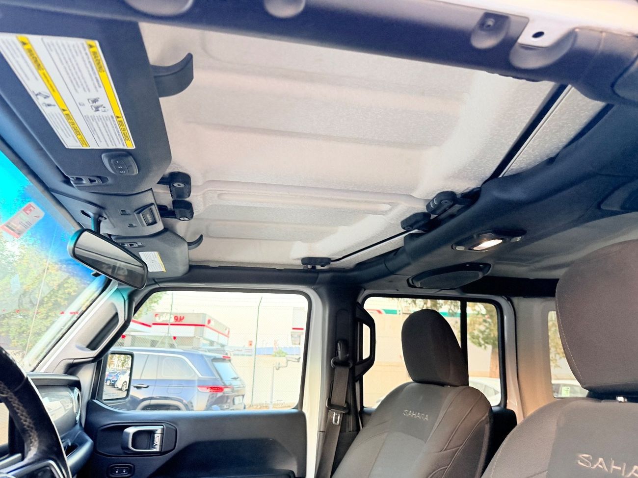 جيب رانجلر Sahara 3.6L A/T (5 Seater)