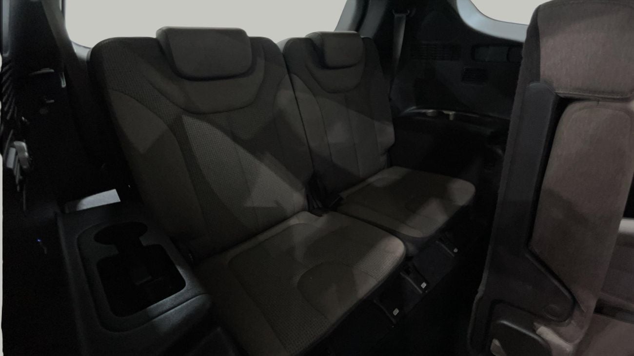 هيونداي سانتا في COMFORT كارس24 هي سوق ضخم للسيارات المستعملة موثوق ومضمون ٪كارس24 هي سوق ضخم للسيارات المستعملة موثوق ومضمون