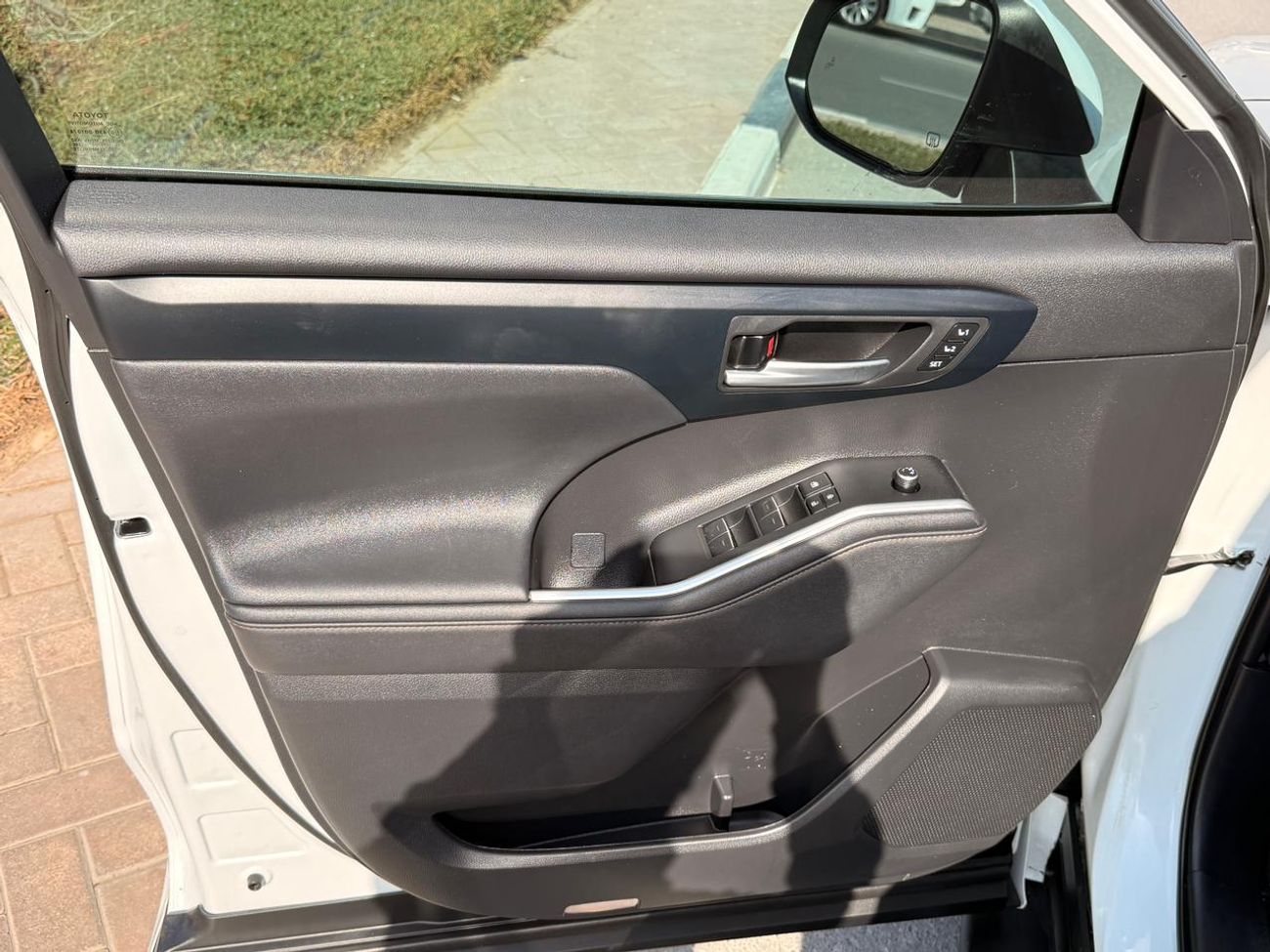 Toyota Highlander Hybrid Bronze Edition Full option 2023