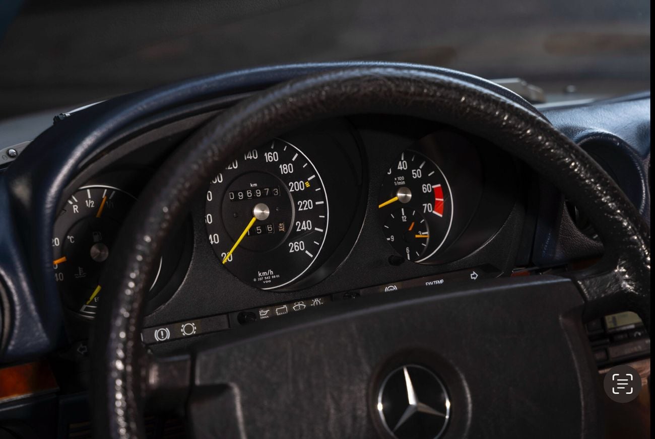 مرسيدس بنز SL 560 1987 Lmited Mercedes-Benz SL560