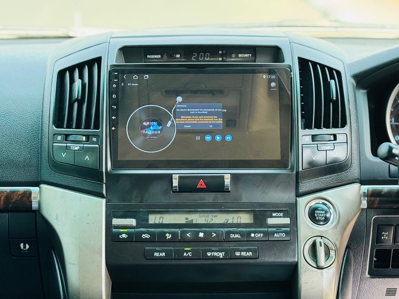 Toyota Land Cruiser Land Cruiser VXR RHD