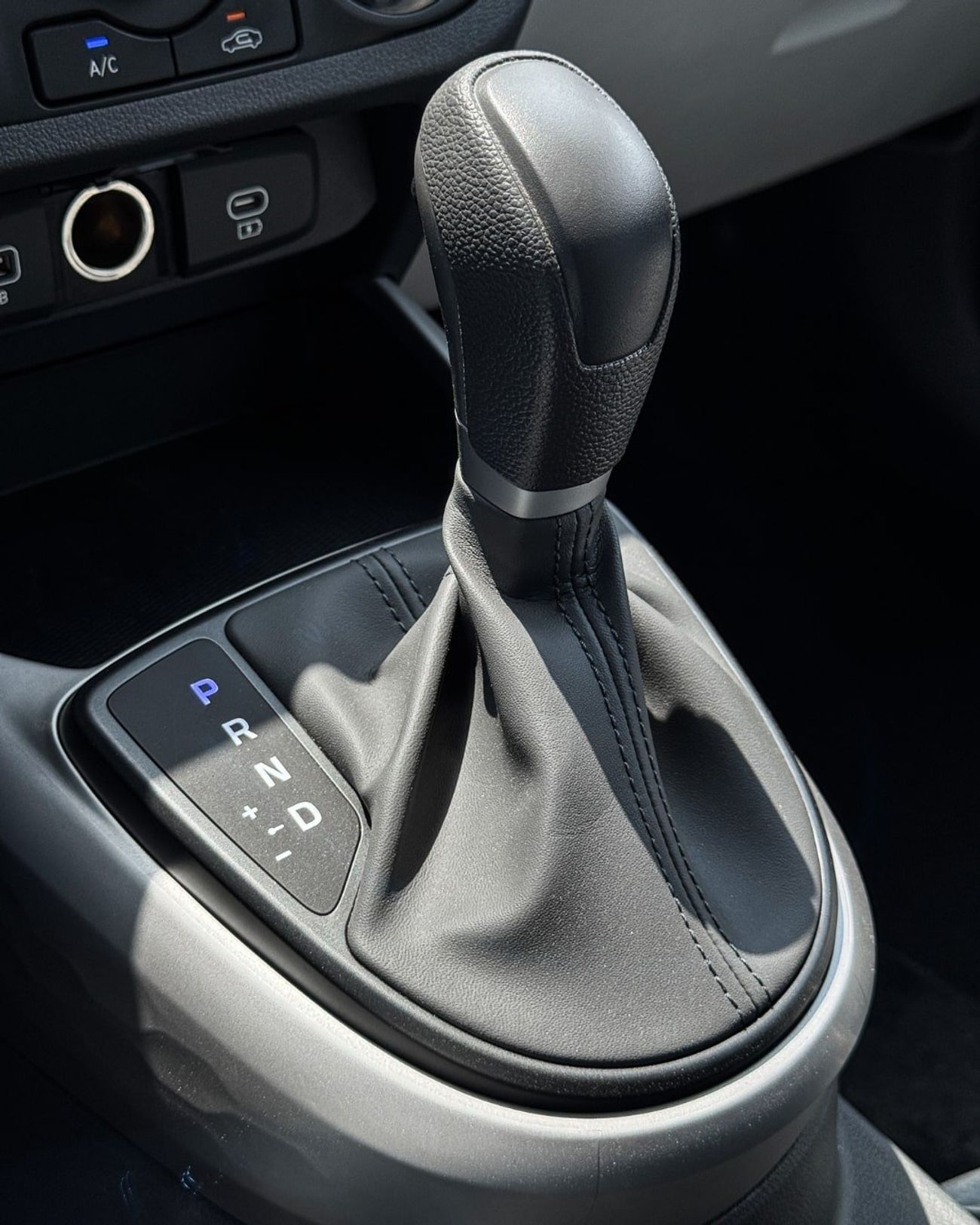 هيونداي جراند i10 GRAND I10 (HATCHBACK ) 1.2L BLUE COLOR - 2026 MODEL