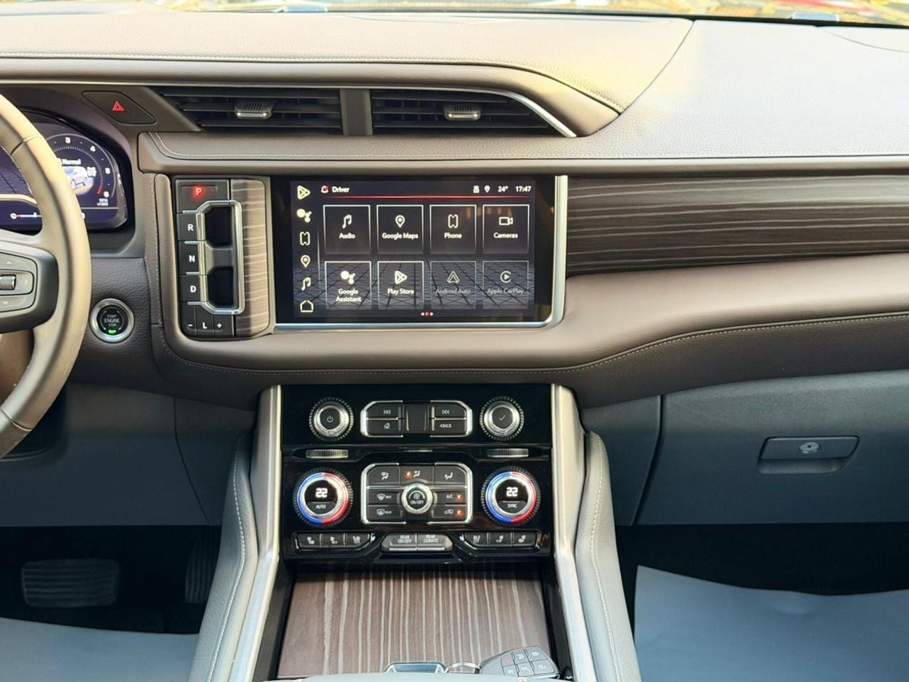 جي أم سي يوكون DENALI 6.2 V8 (AWD)