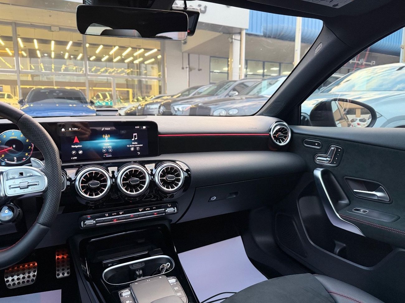 مرسيدس بنز A 35 AMG 4MATIC