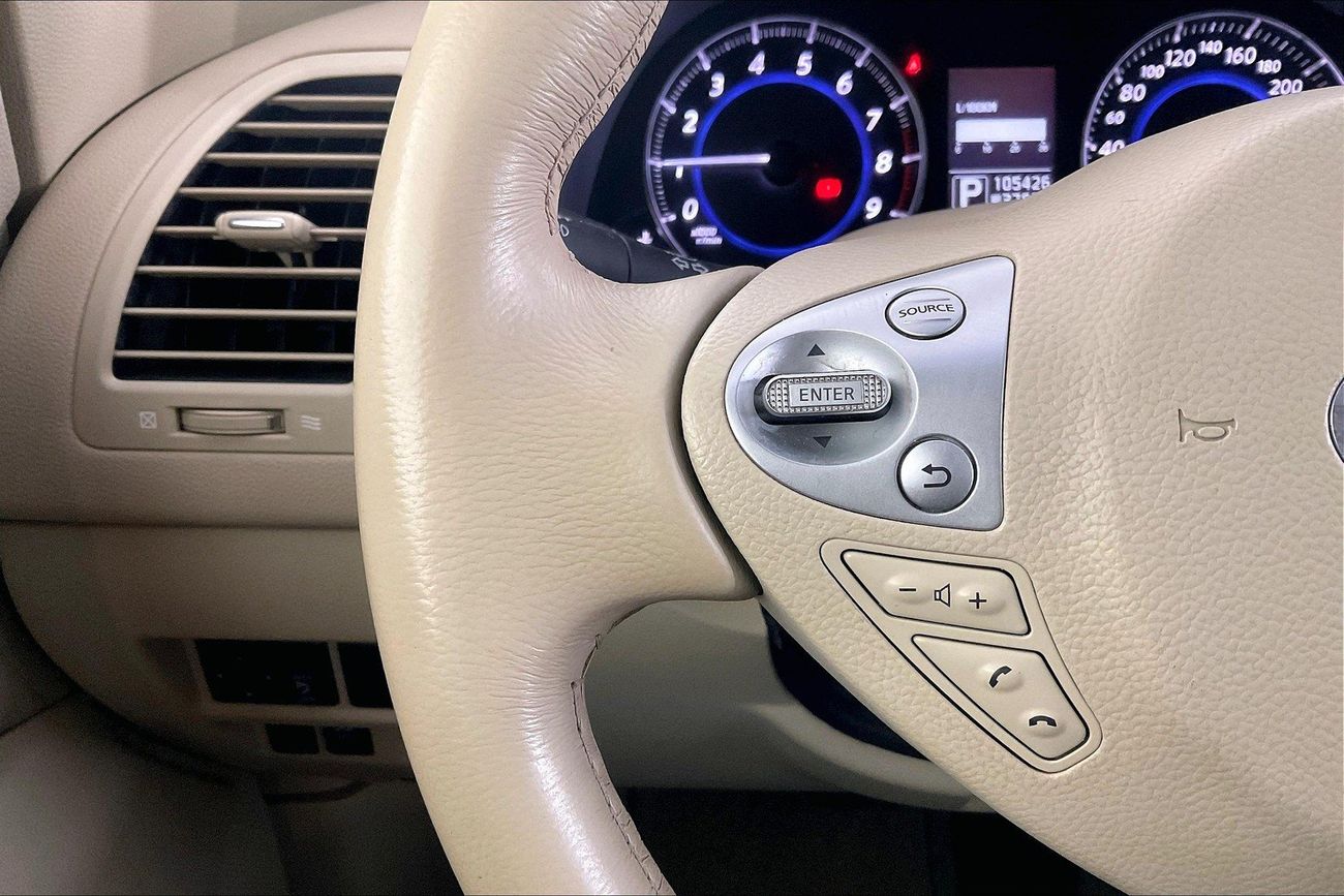 Infiniti QX70 Luxury / Luxe Sensory | Guaranteed Warranty | 0 Down Payment