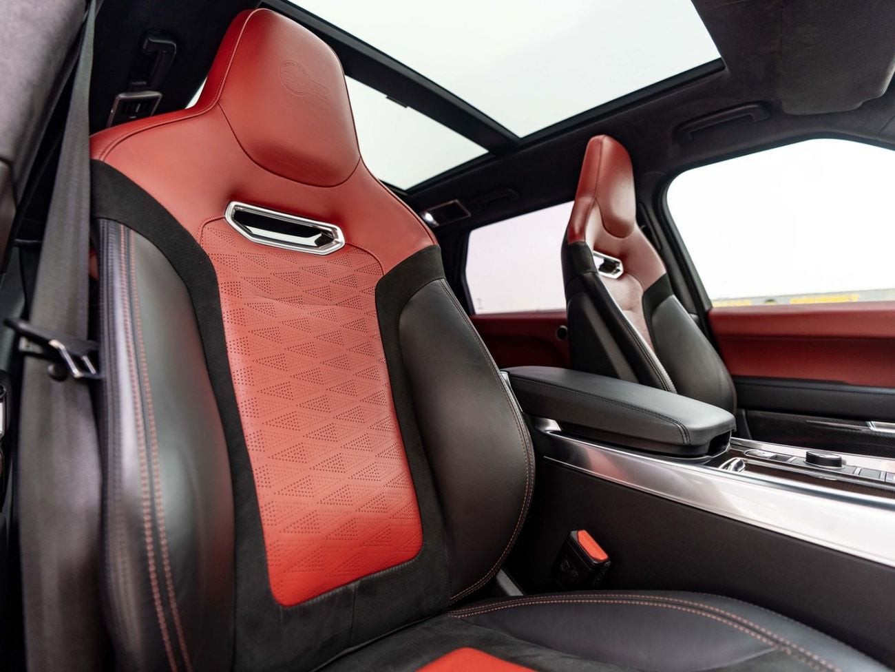Land Rover Range Rover Sport SVR