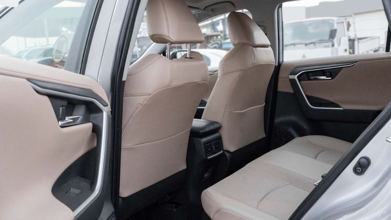 تويوتا راف ٤ 2025 Toyota Rav4 Limited 2.5L AWD AT Hybrid (Silver-Tan)