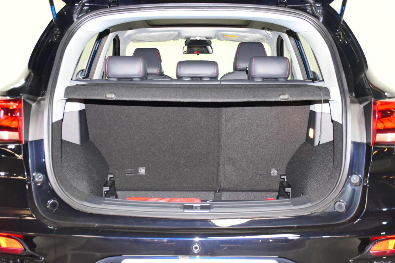 أم جي ZS LUX 2.0