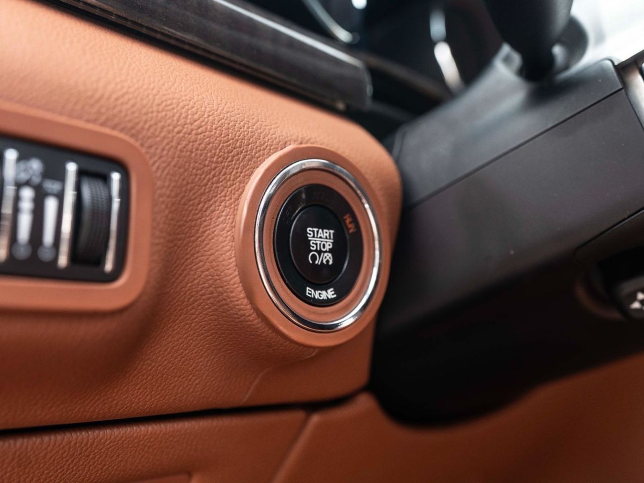 مازيراتي كواتروبورتي Std 3.0L (350 HP)