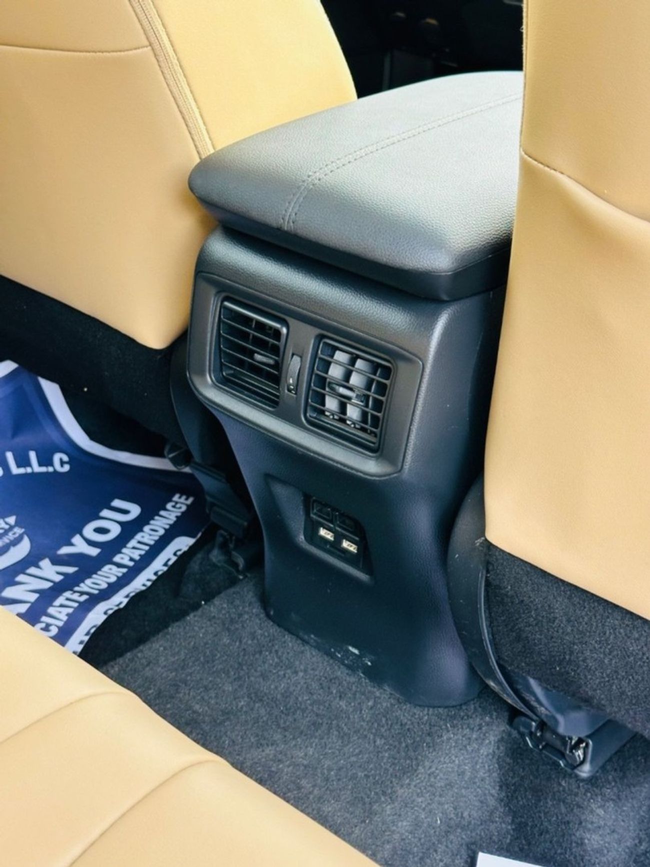 Toyota RAV4 XLE premium, sunroof,leather seats,JBL ,limited rims