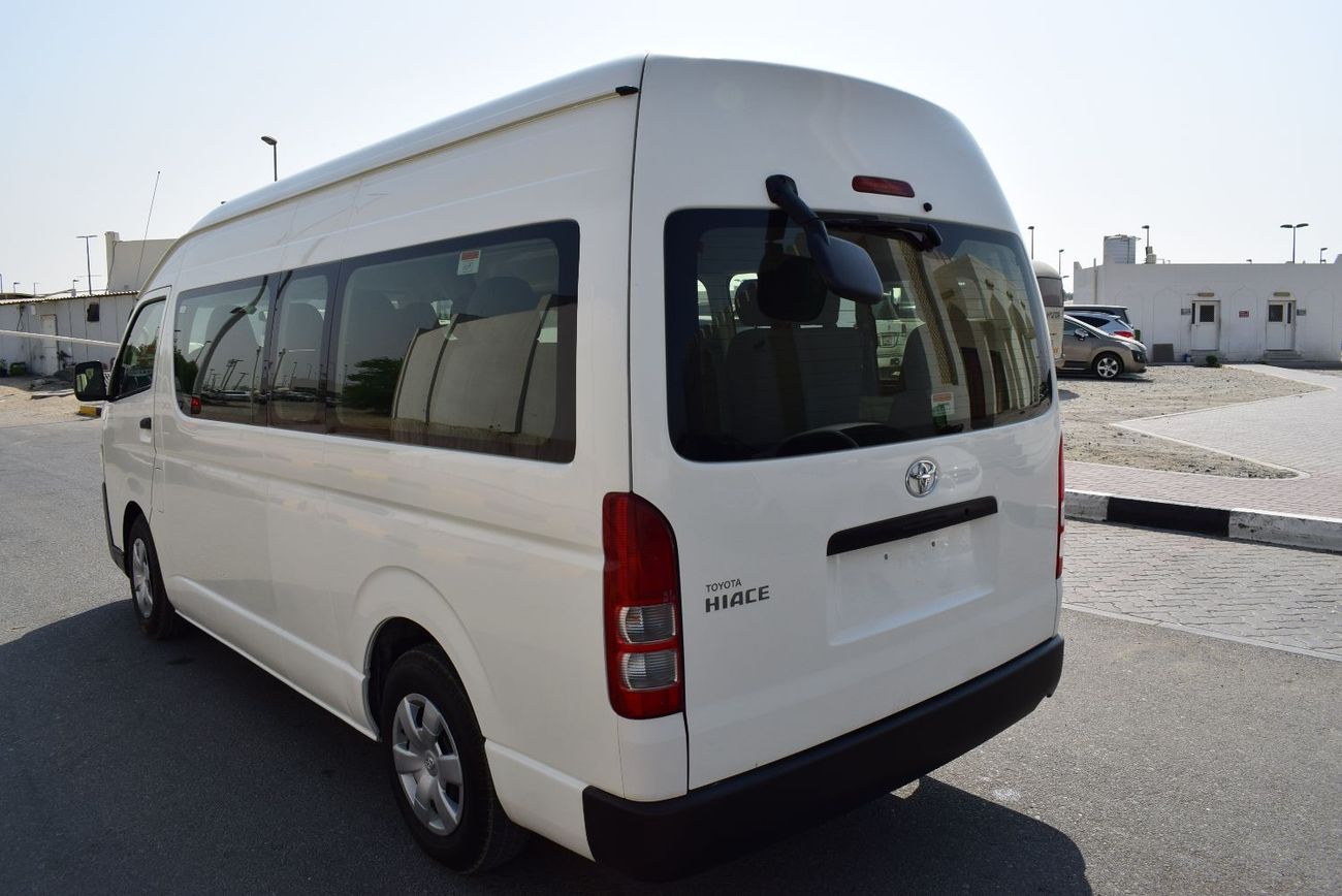 Toyota Hiace GL - High Roof LWB Toyota Hiace Highroof Bus GL, Model:2018. Only done 151000 km