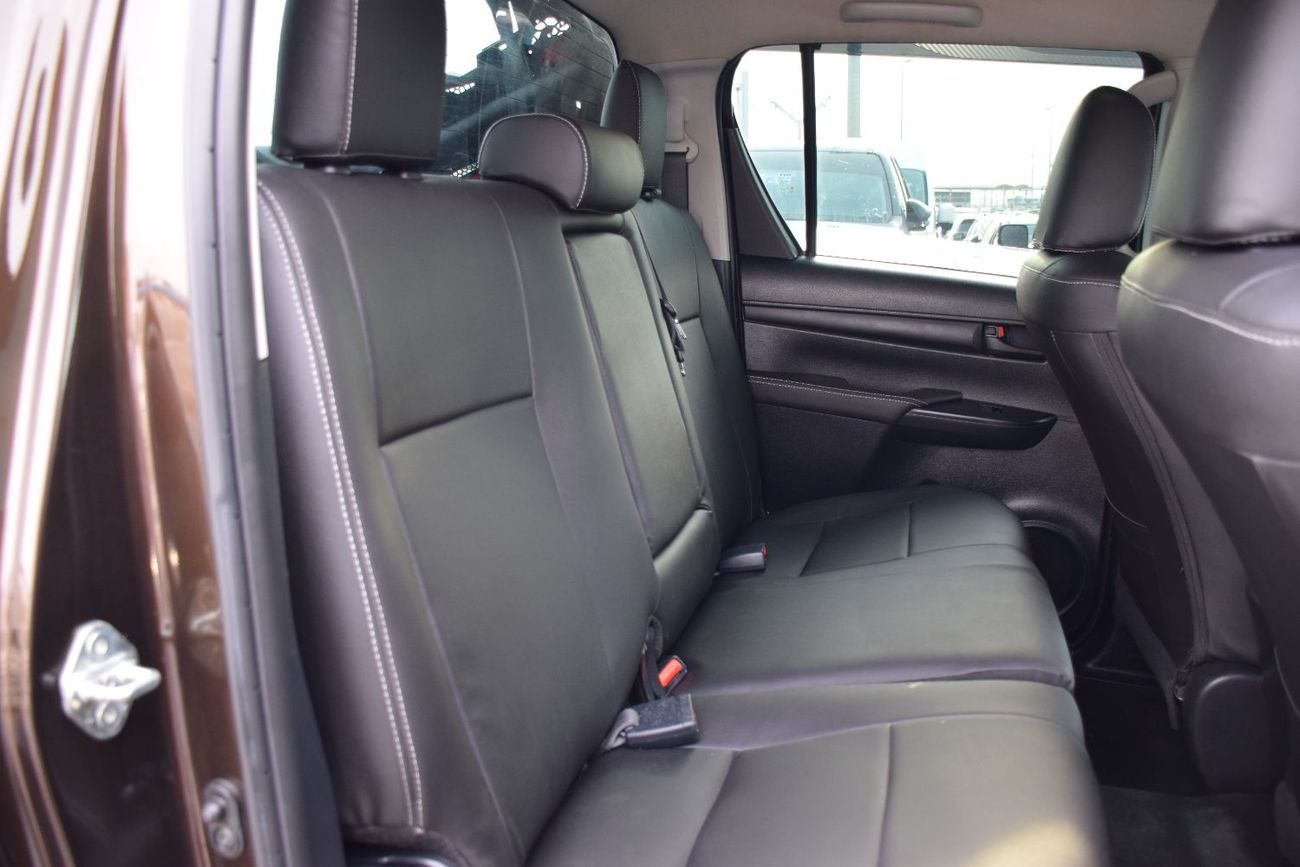 Toyota Hilux 4X4 DIESEL 2.8L Right Hand (Export Only)