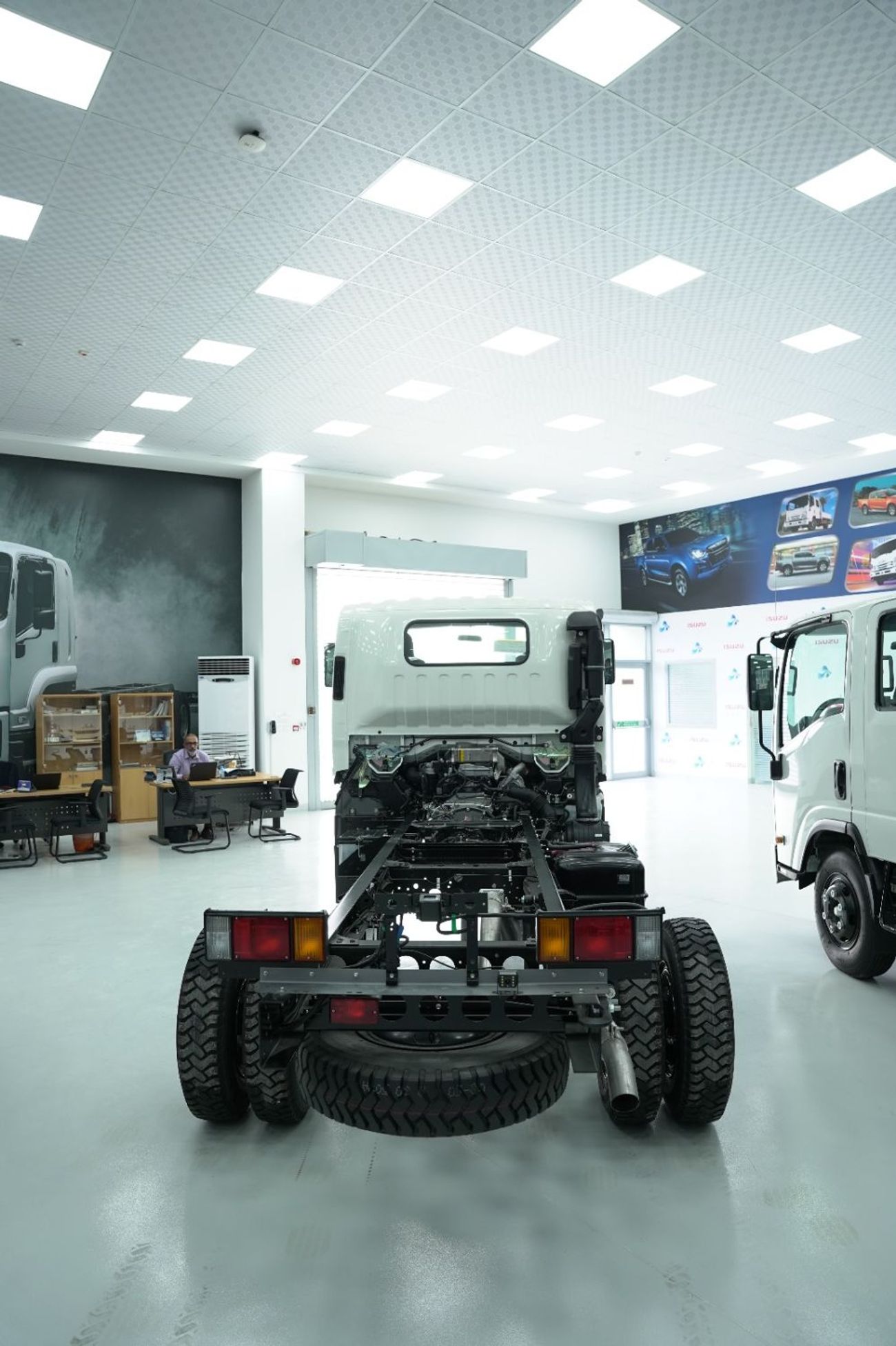 Isuzu NPS EURO-5 4X4