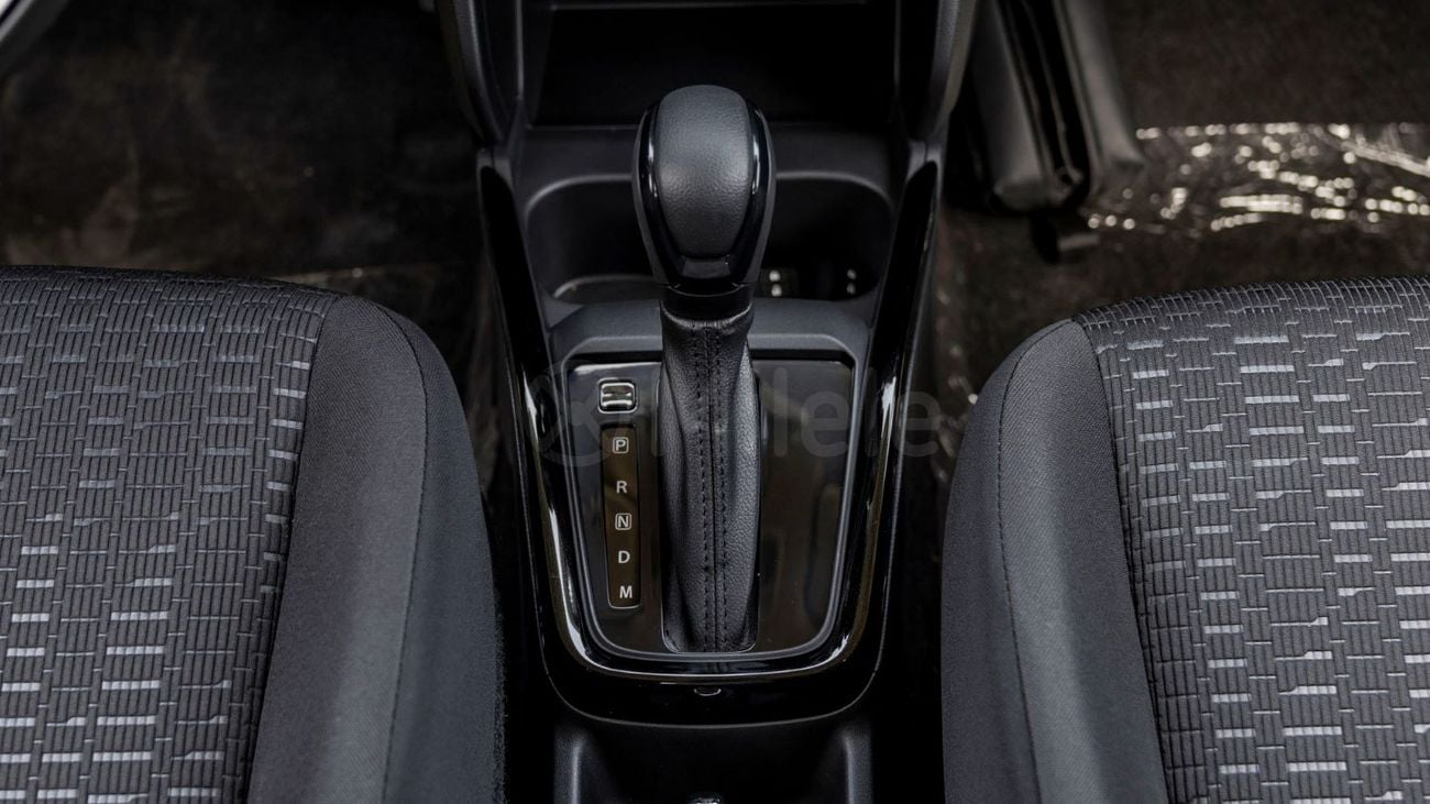Suzuki Swift SUZUKI SWIFT GLX | 2-YEAR WARRANTY + SERVICE AVAILABLE | IN-HOUSE FINANCING | 0% DOWNPAYMENT (BANK)