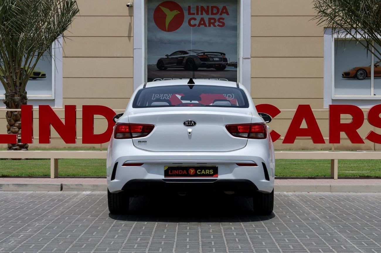 Kia Rio Kia Rio 2021 GCC under Agency Warranty with Flexible Down-Payment.