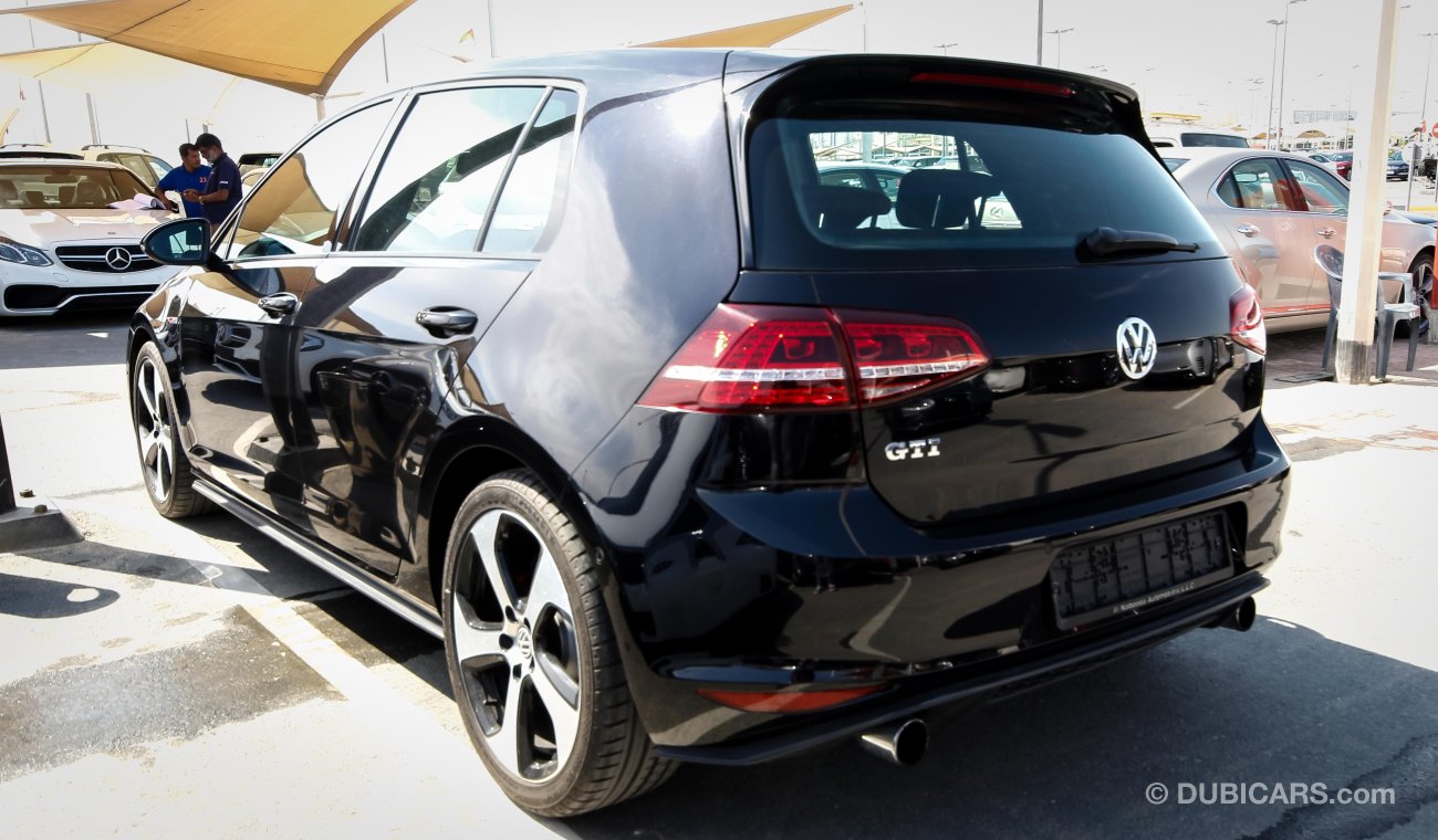 Volkswagen Golf GTi