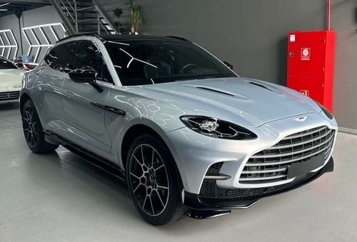 Aston Martin DBX 707 edition