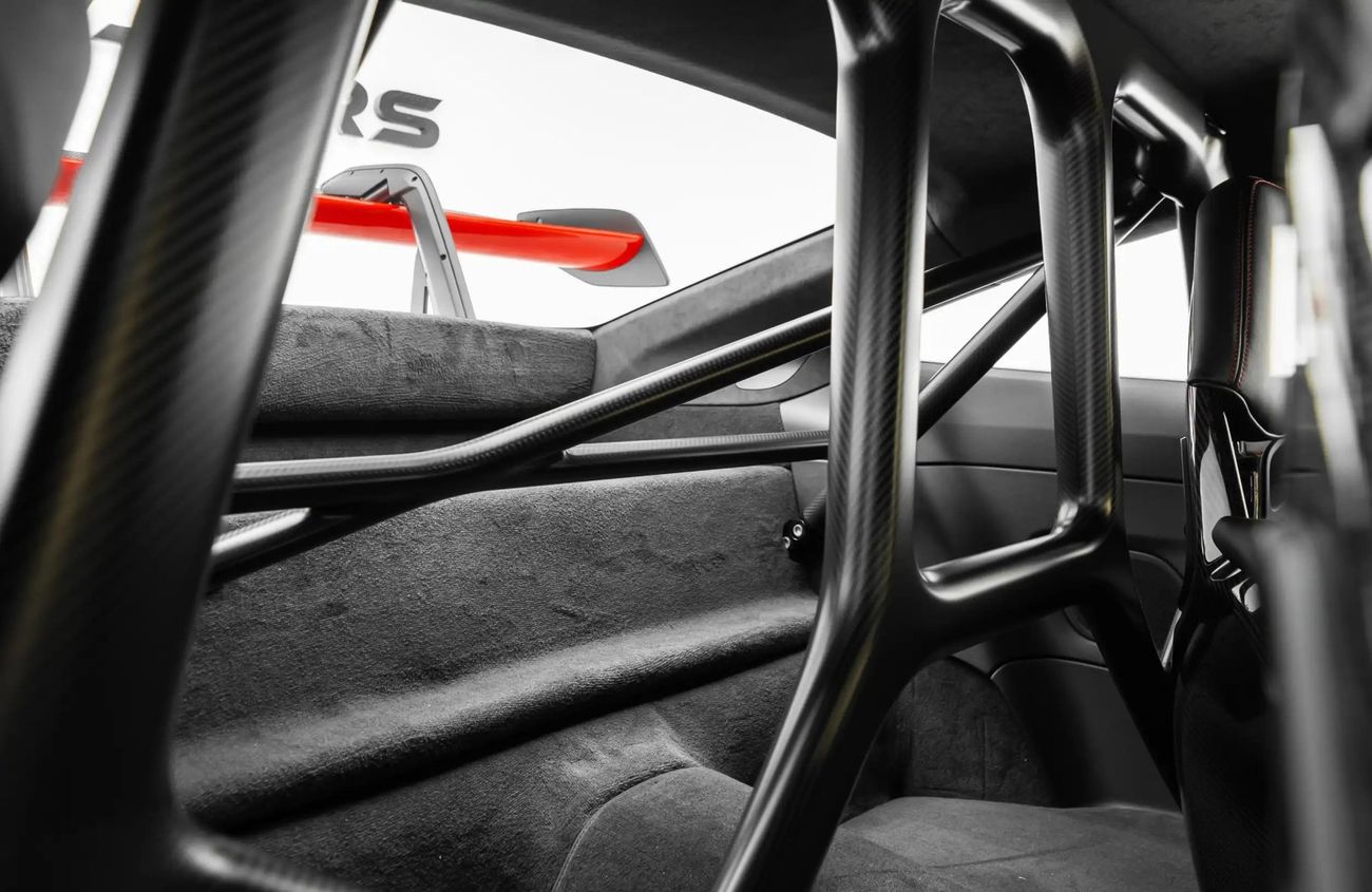 بورش 911 4.0L F-6 Naturally Aspirated Engine