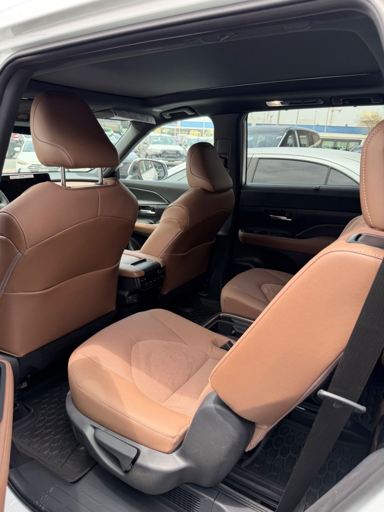 Toyota Grand Highlander Platinum Hybrid Max