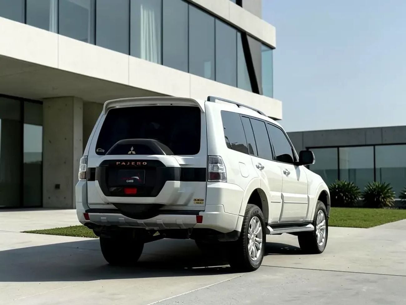 ميتسوبيشي باجيرو LT AED 1,360 P.M | 0% DOWN PAYMENT | MITSUBISHI PAJERO GLS | 3.8L V6 | 2020 | GCC SPECS