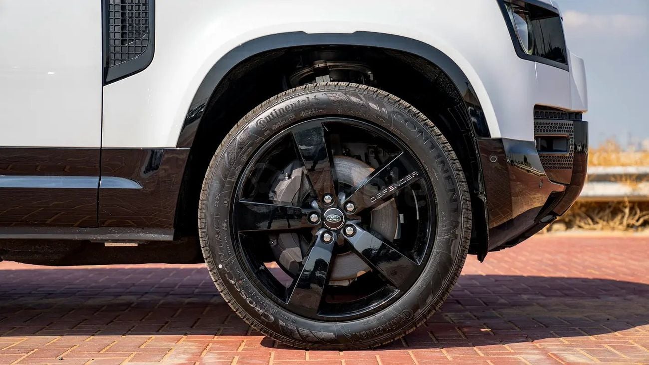 Land Rover Defender 130 | 2-YEAR WARRANTY + SERVICE AVAILABLE | IN-HOUSE FINANCING | 0% DOWNPAYMENT (BANK)