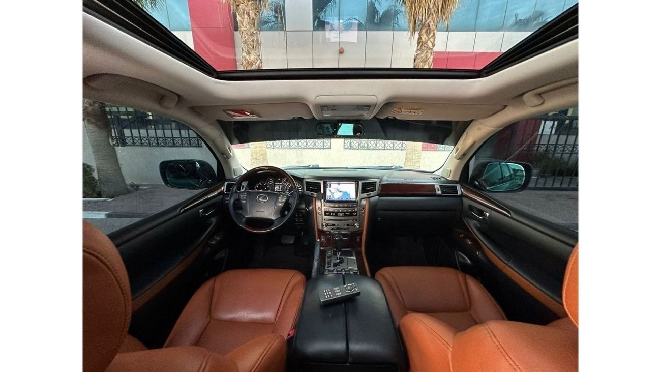 لكزس LX 570 بلاتينوم لكزس LX 570 s خليجية 2013