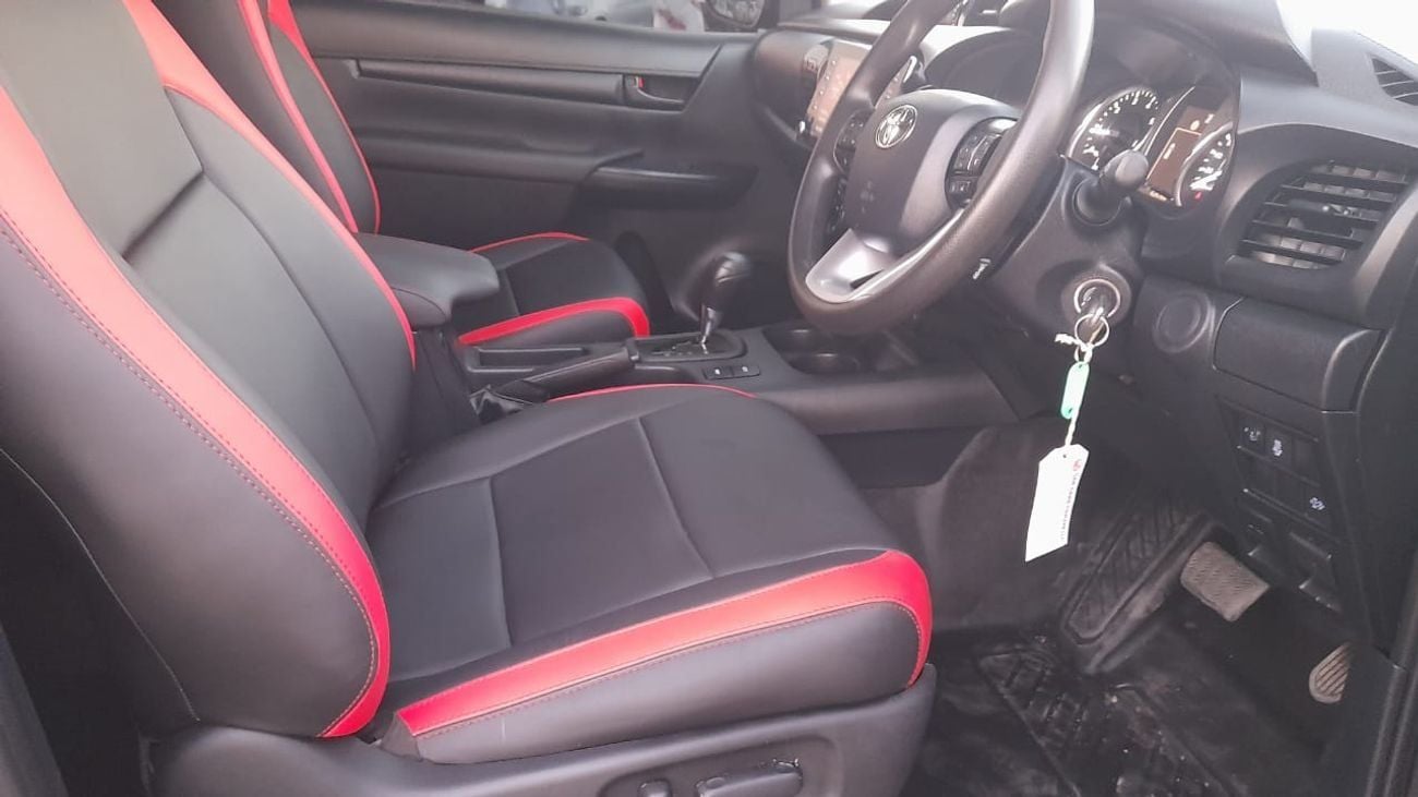 تويوتا هيلوكس SMARTCAP DIESEL RHD 2.8