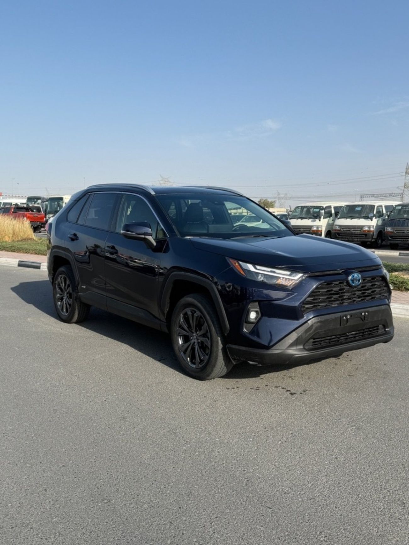 تويوتا راف ٤ RAV4 xle premium Hybrid 4x4