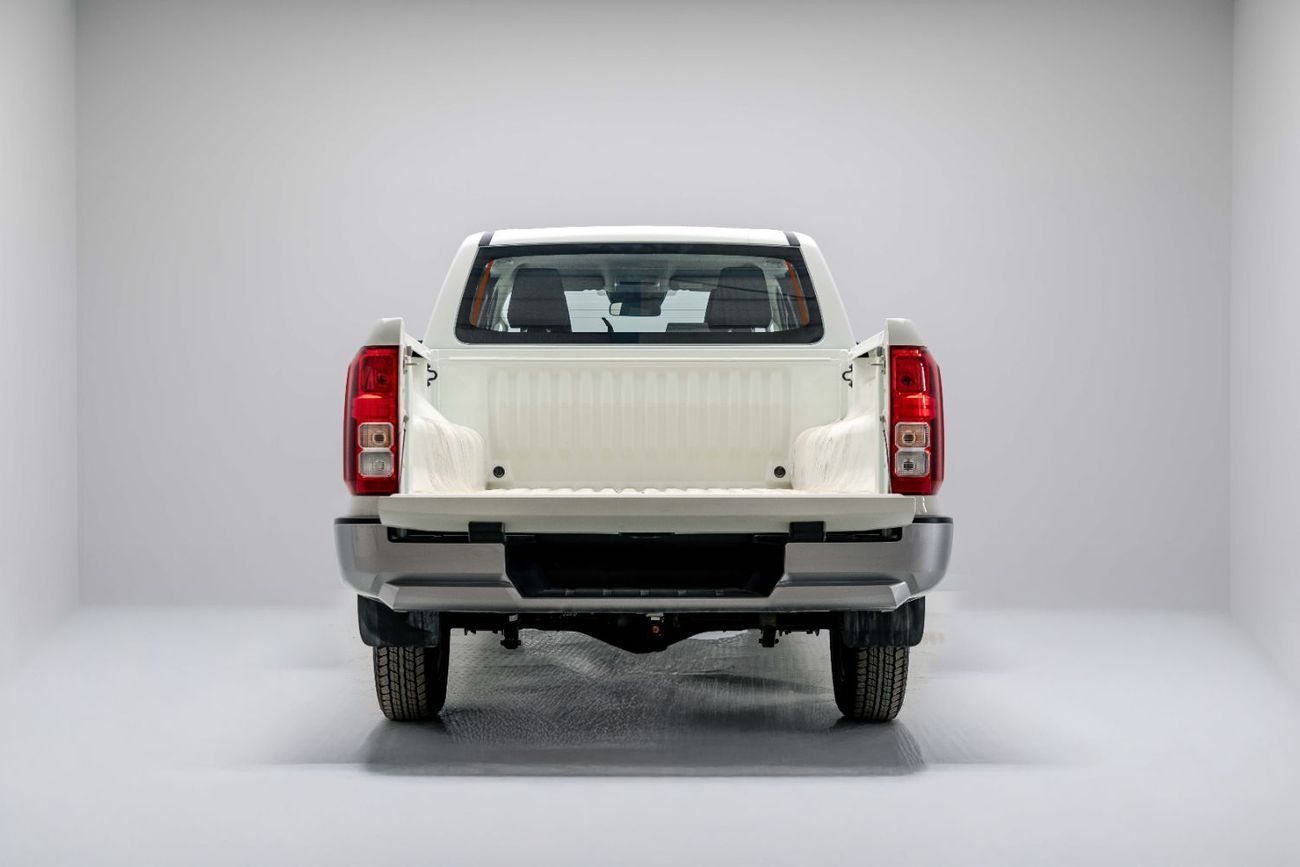 ميتسوبيشي L200 GL 2.4L - Manual - White Inside Black | Export Only