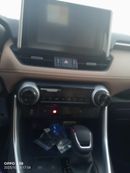 تويوتا راف ٤ 2.5 L 4WD limited