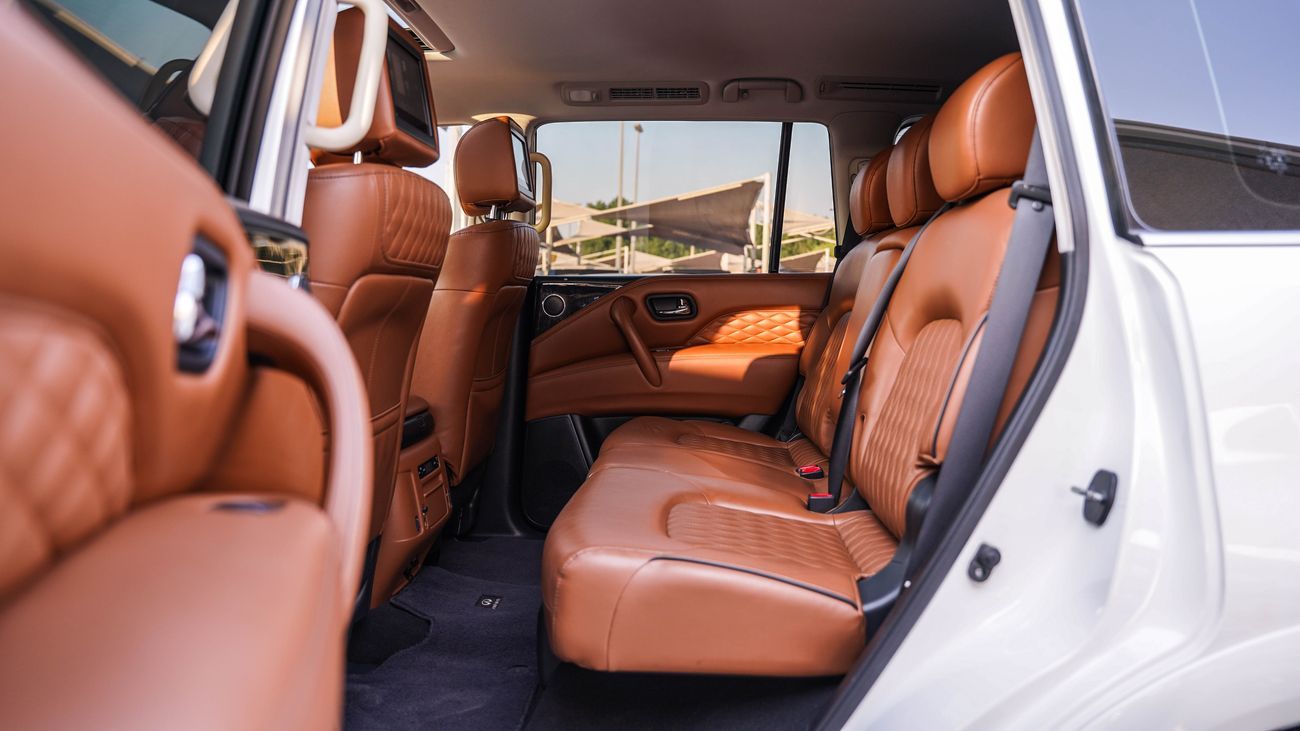 Infiniti QX80 LUXE SENSORY PROACTIVE