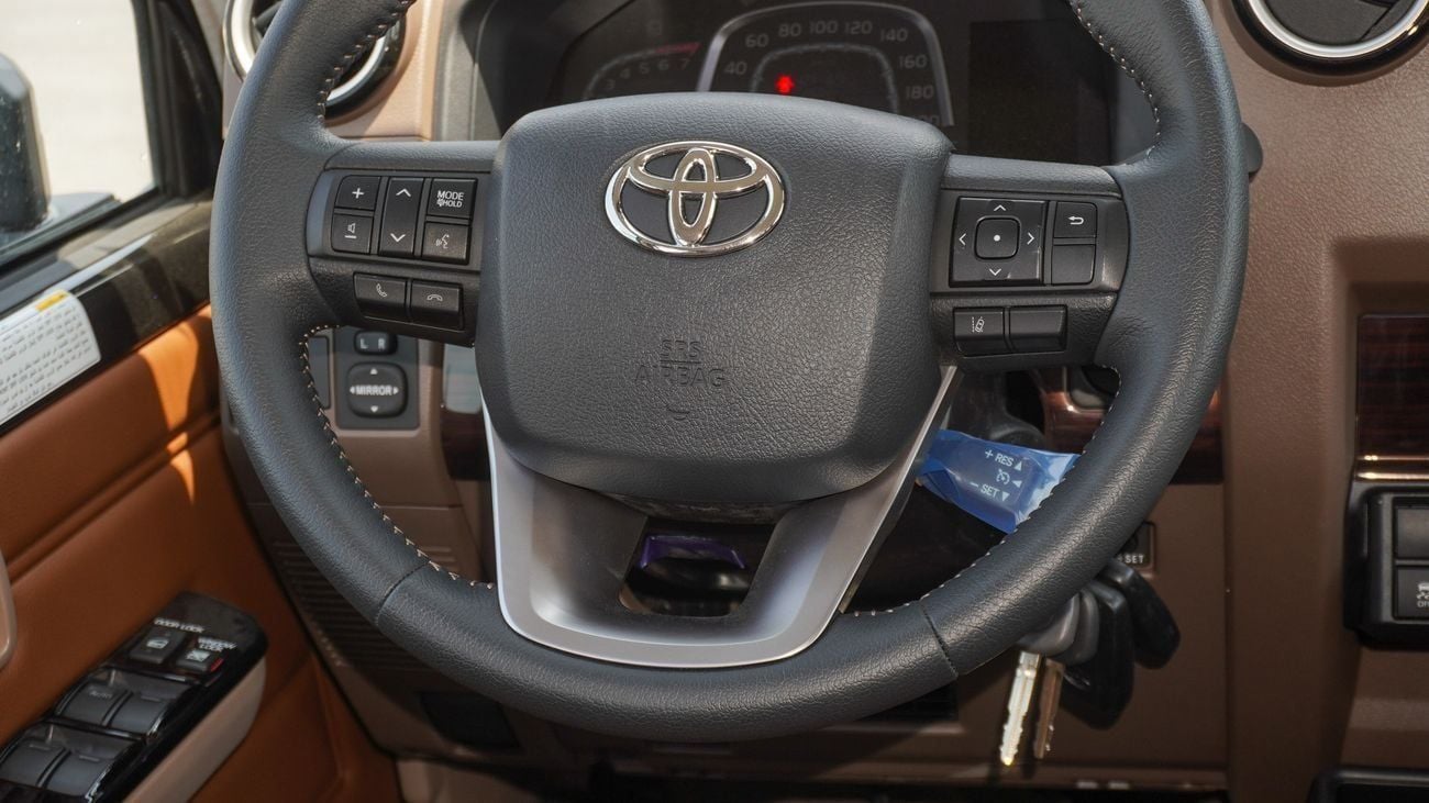 Toyota Land Cruiser 70 HT VXR LX 4.0L V6 A/T