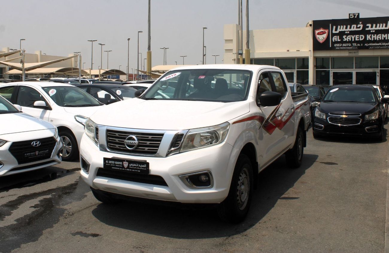 Nissan Navara Std 2.5L RWD A/T
