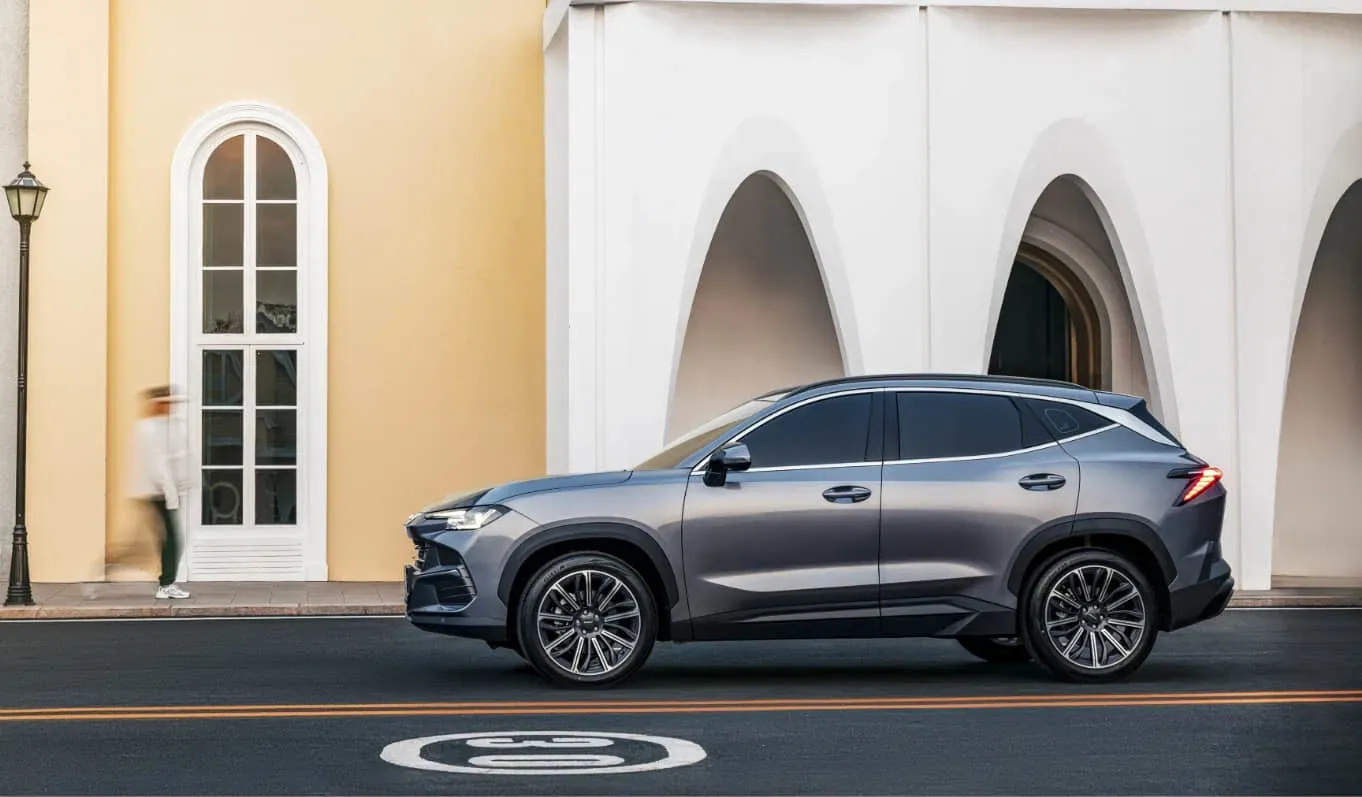 Soueast S06 exterior - Side Profile