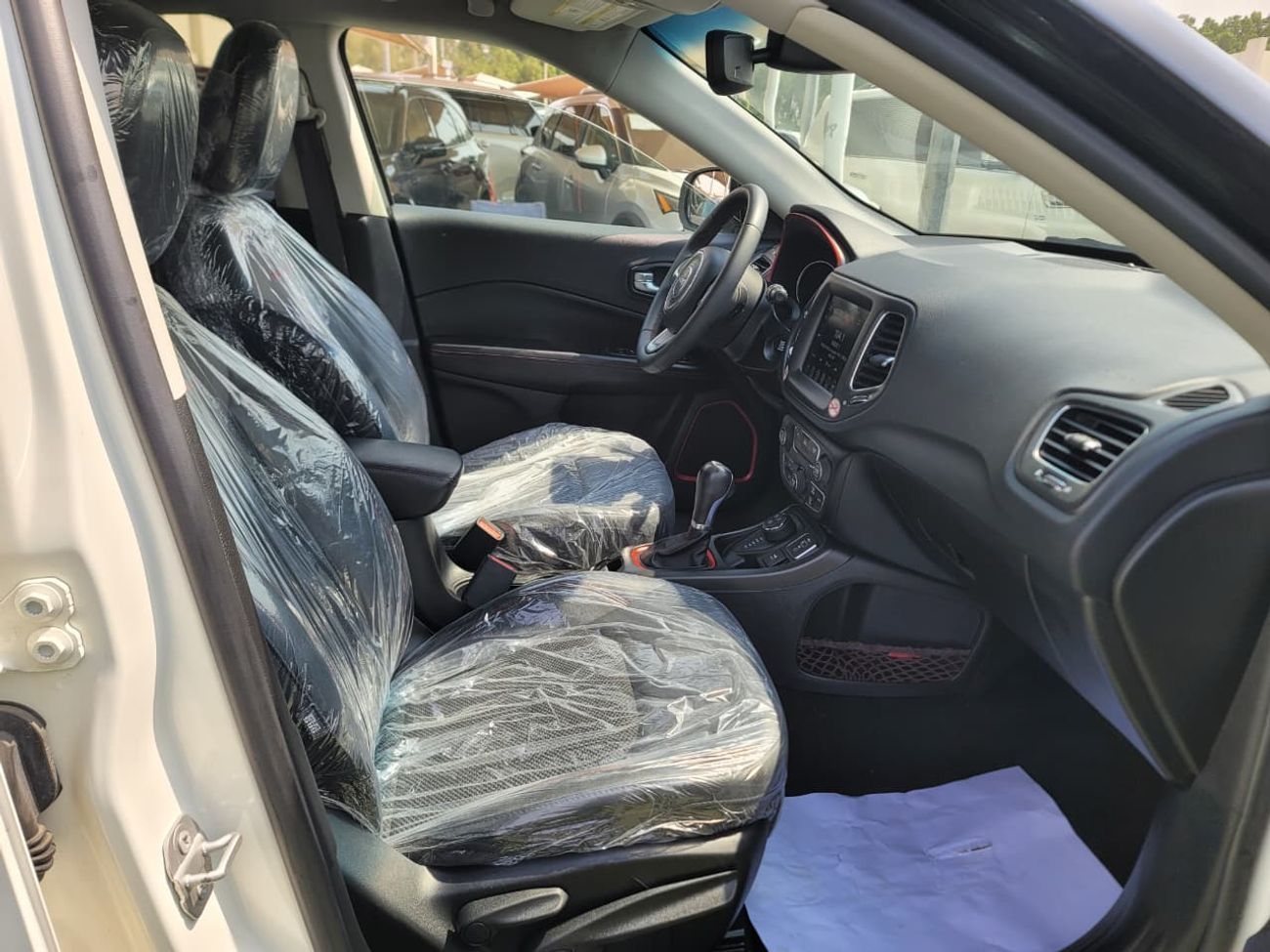 جيب كومباس Trailhawk 2.4L (182 HP)