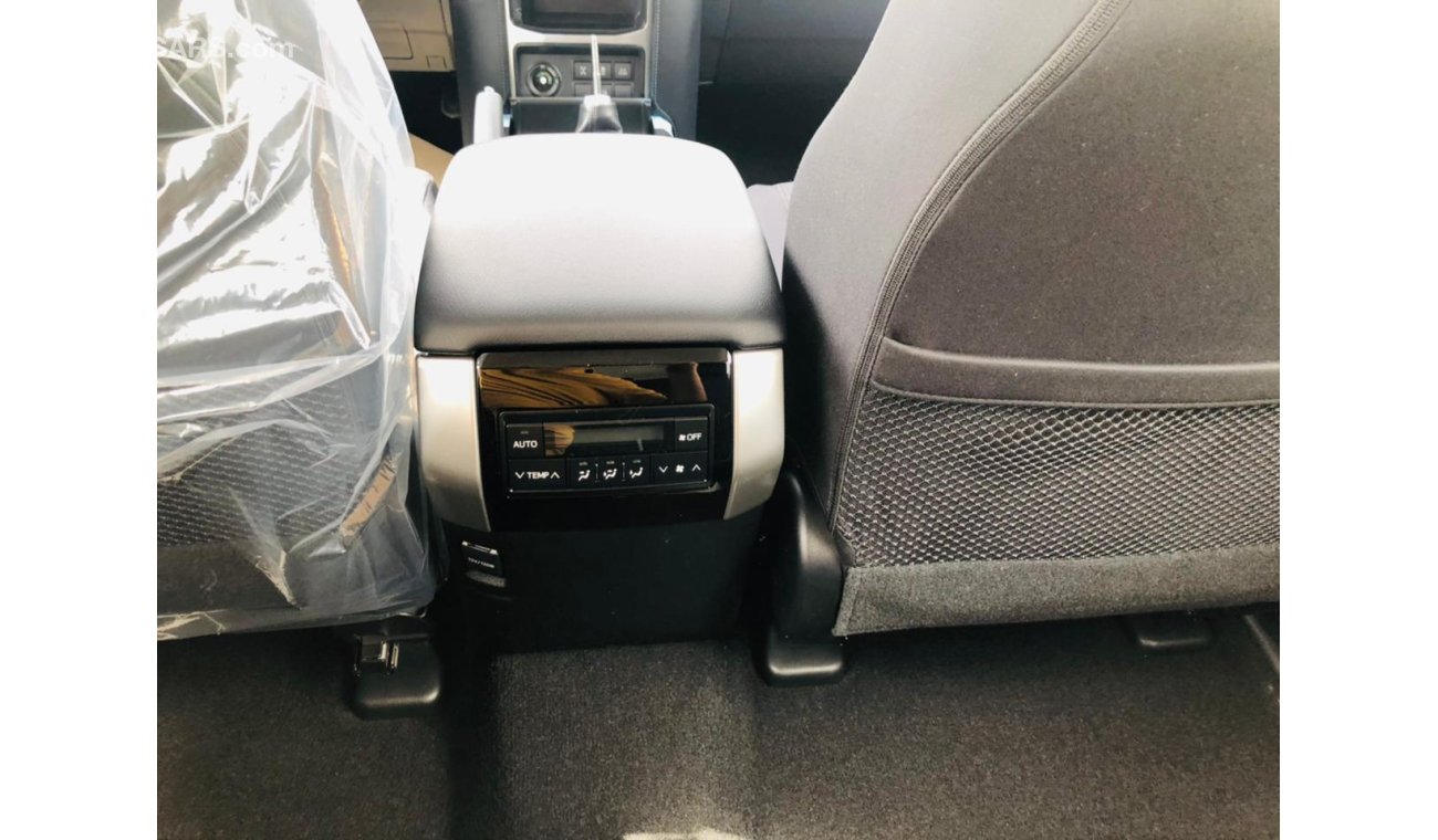 تويوتا برادو برادو VX ، V8 ، ديزل ، 2021 ، لون أسود ، خيار كامل ، فقط للتصدير