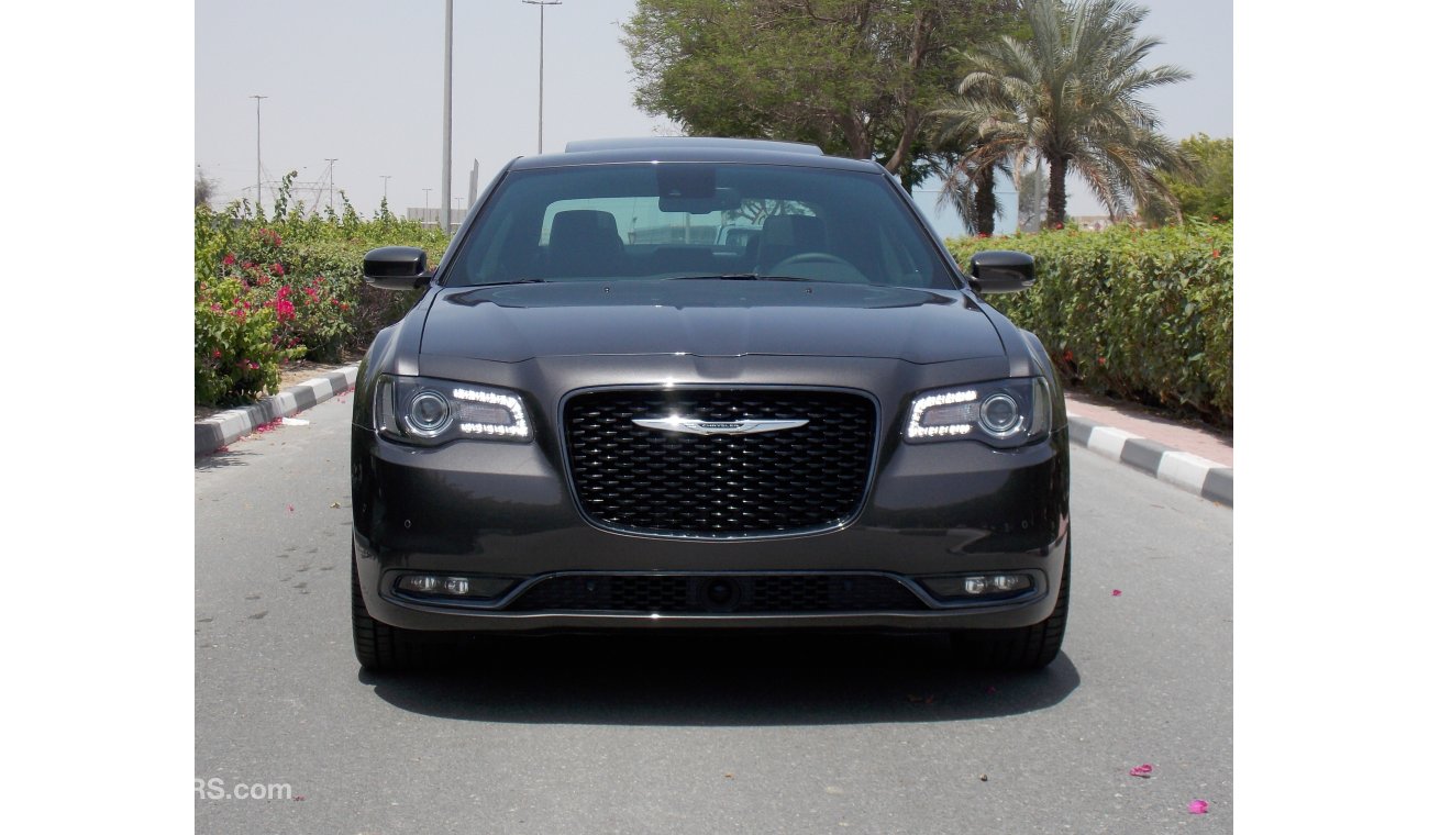 Chrysler 300s Brand New 2016  V8 5.7L HEMI WITH 3YRS/60000 KM AT THE DEALER