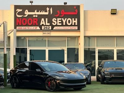 Tesla Model 3 Performance (AWD) TESLA MODEL 3 PERFORMANCE GCC 2024 Contract Service ( Under Warranty ) Original Pa