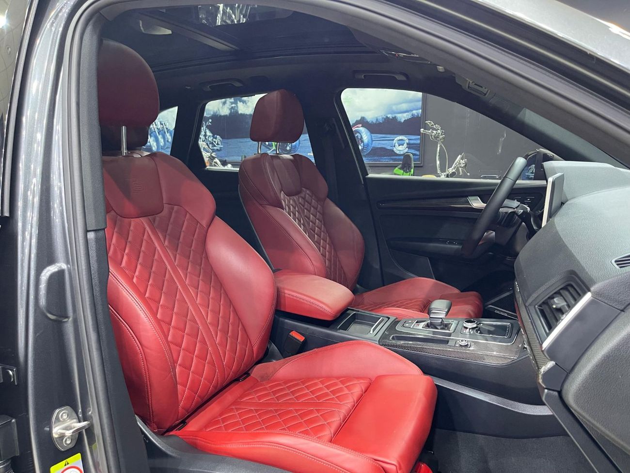 أودي SQ5 Sportback TFSI quattro 3.0L