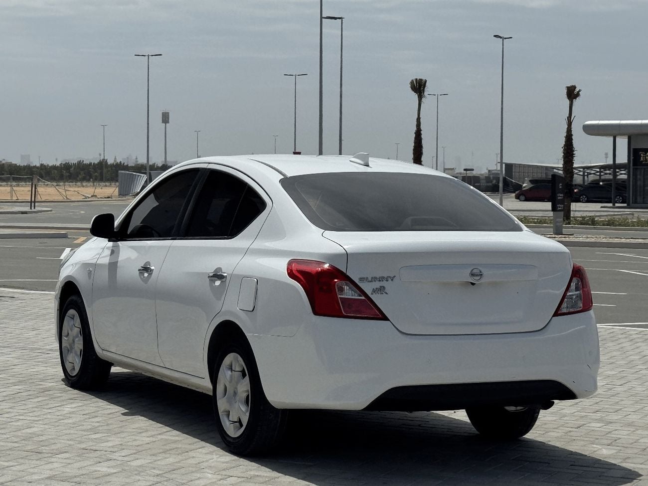 Nissan Sunny S