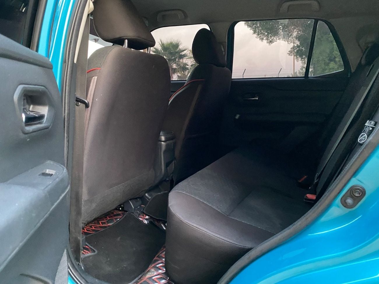 Toyota Raize E