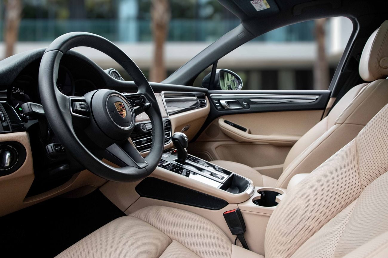 Porsche Macan Macan | 4,896 P.M | 0% Downpayment | Porsche Warranty!