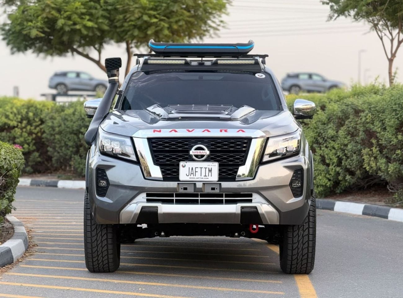 نيسان نافارا FACELIFTED TO 2024 MODEL | RHD | 2.3 DIESEL ENGINE | 4WD