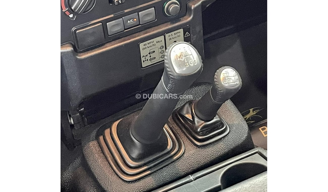 Land Rover Defender 110 2015 Land Rover Defender 110, Full Al Tayer Service History, Warranty, Low Kms, GCC