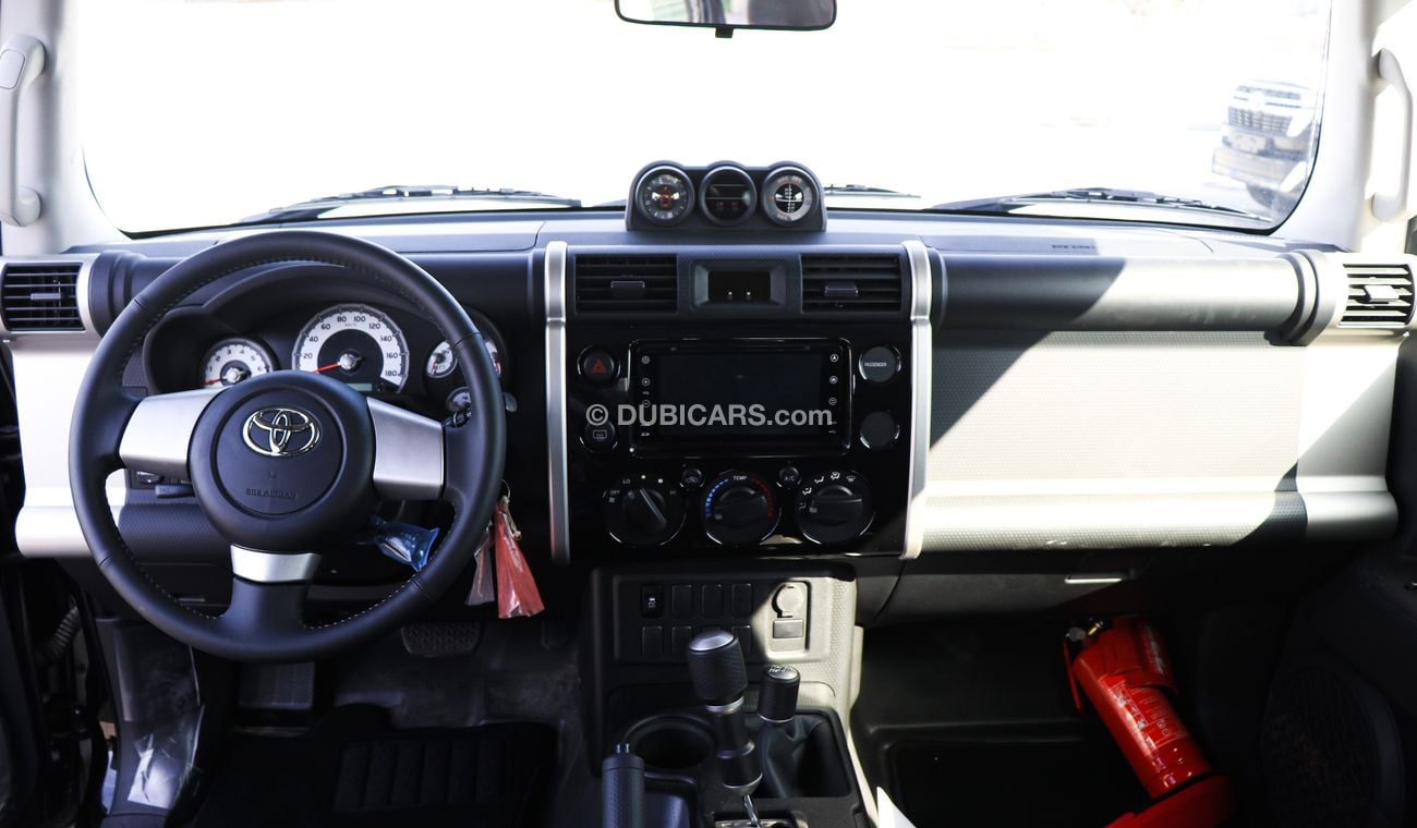 تويوتا إف جي كروزر 4.0L GXR 2020 MODEL