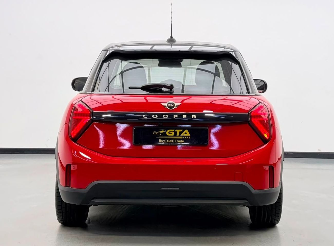 Mini Cooper C 2025 MINI Cooper C, 2027 MINI Warranty + Service Pack, Full MINI Service History, GCC