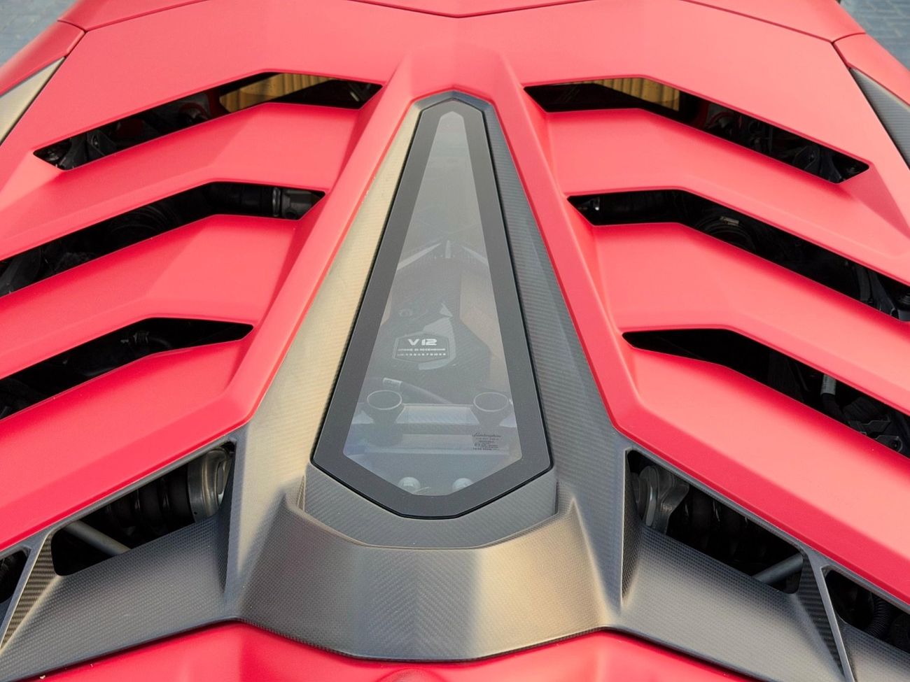 لامبورغيني أفينتادور SVJ 6.5L V12