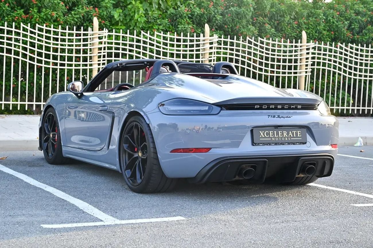 Porsche 718 Spyder 718 Spyder Manual | Grey | 4.0L Flat-6 | 414 HP | 3,267 KM